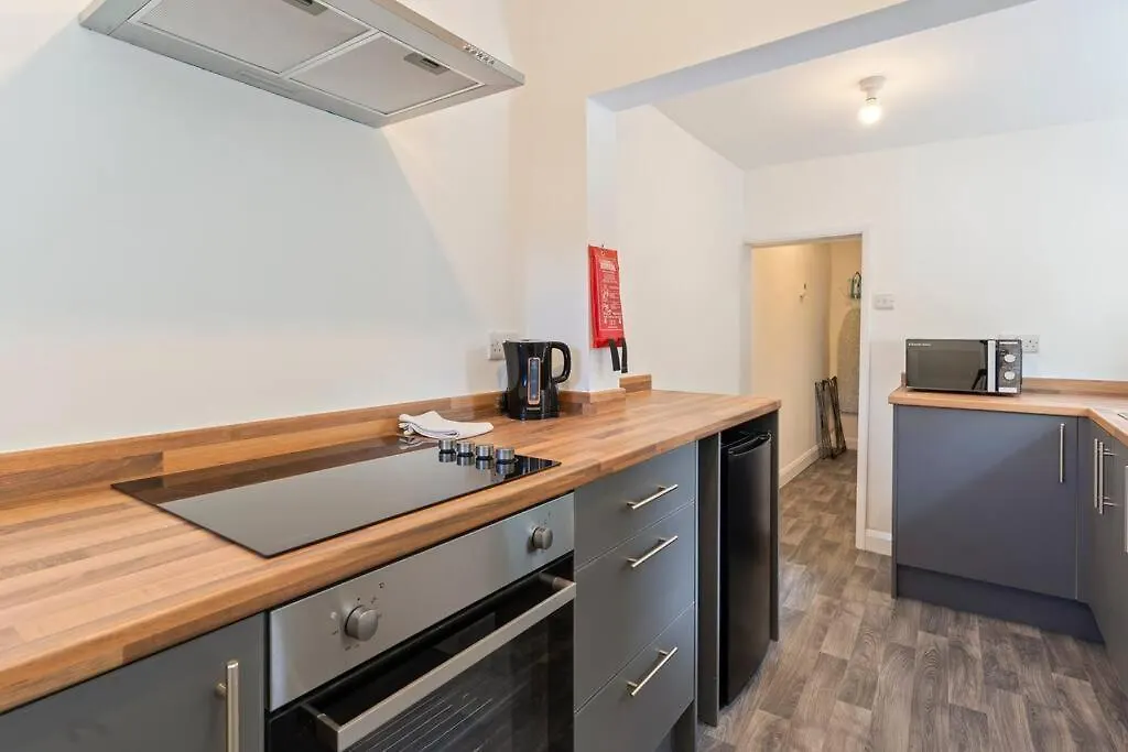 Charming House With Free Parking, Fast Wifi And Smarttv With Netflix By Yoko Property Loftus